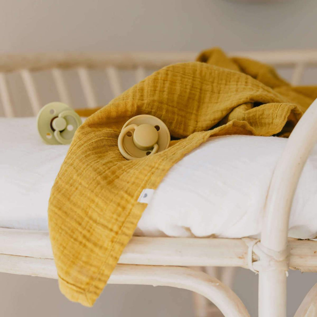 BIBS Cuddle Swaddle Müslin Örtü - Mustard - Mamakido